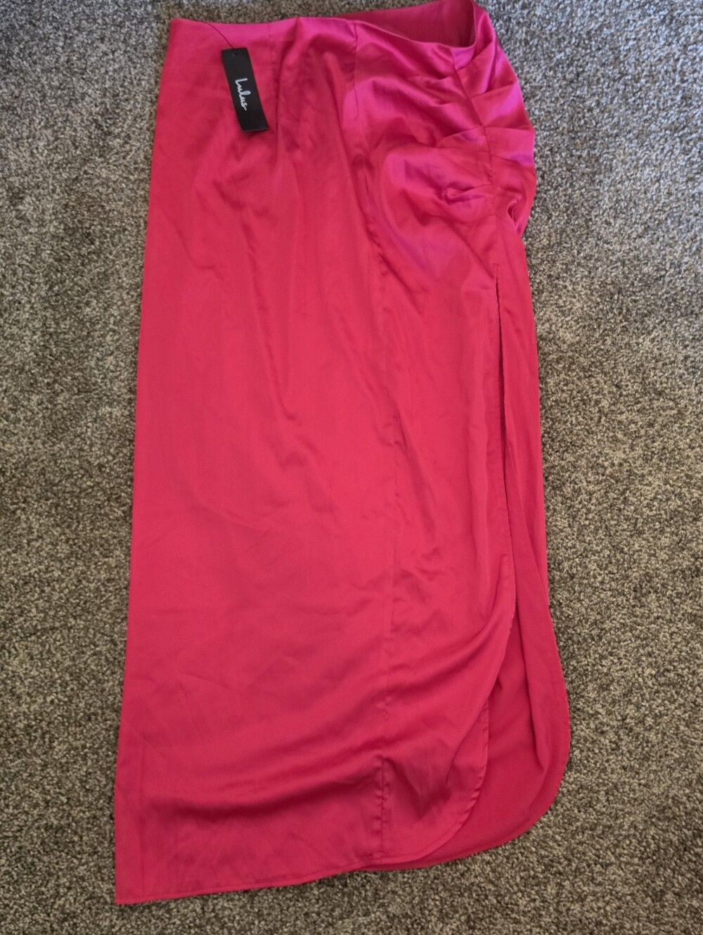 NWT Lulus Womans Dreamy Imagination Hot Pink Satin Ruched Midi Skirt